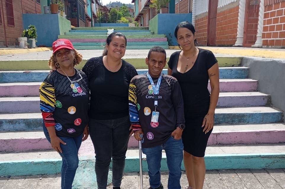CONAPDIS Realiza Visita Comunitaria en Los Bosques de Caracas
